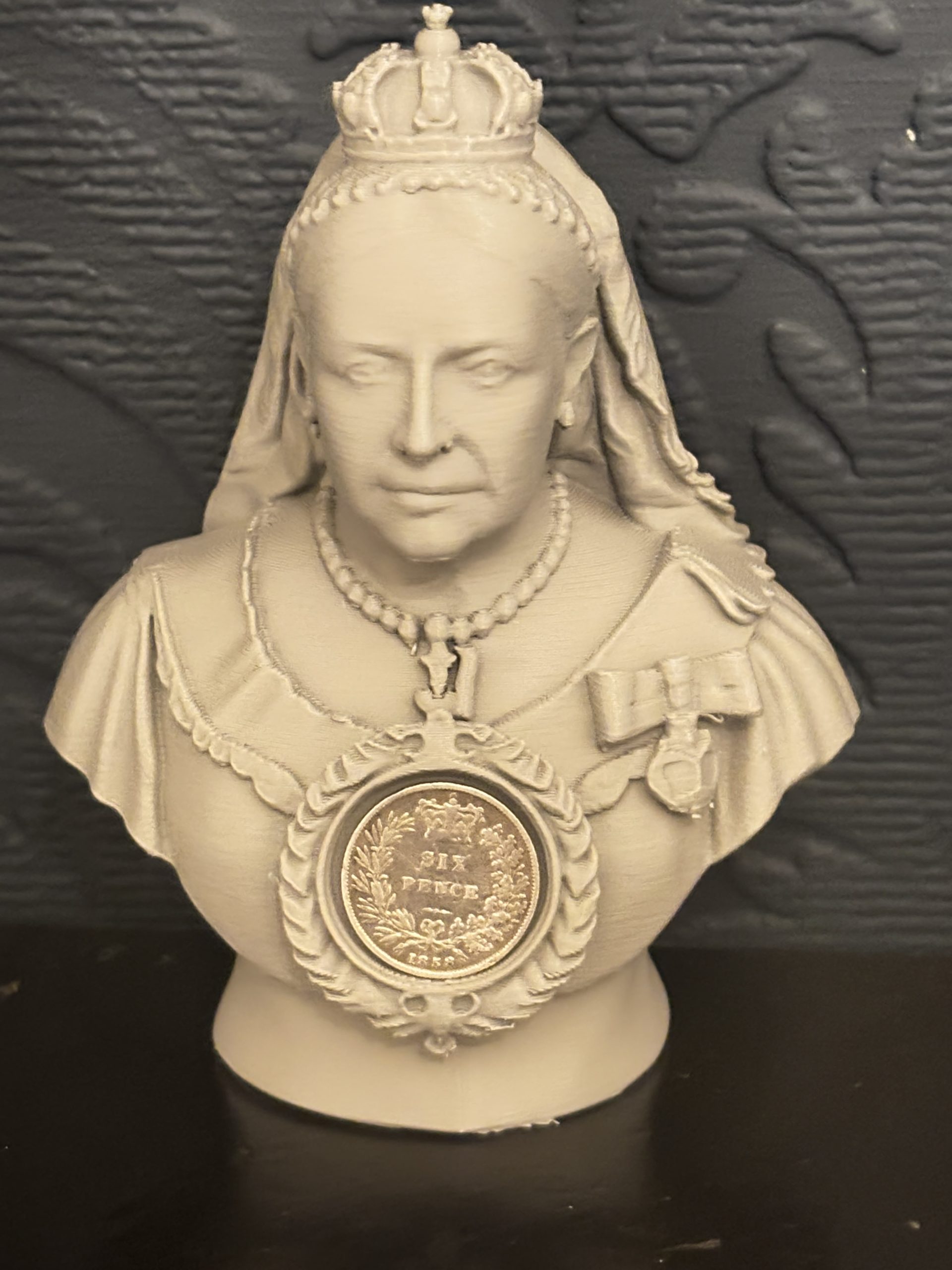 Queen Victoria Bust 10cm